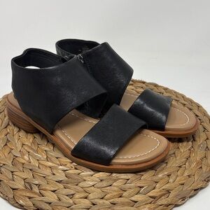 SOFFT Felicity Leather Ankle Wrap Black Open Toe Sandal size 7